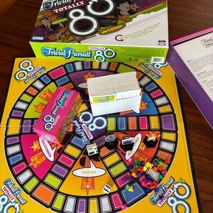 Trivial Pursuit Totally 80s Board Game